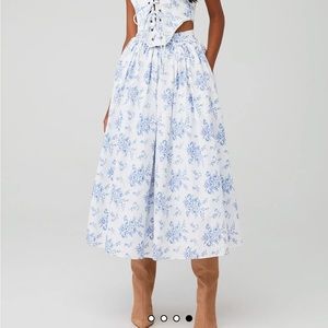 Selkie Bed & Breakfast Aurora Skirt NWOT size medium